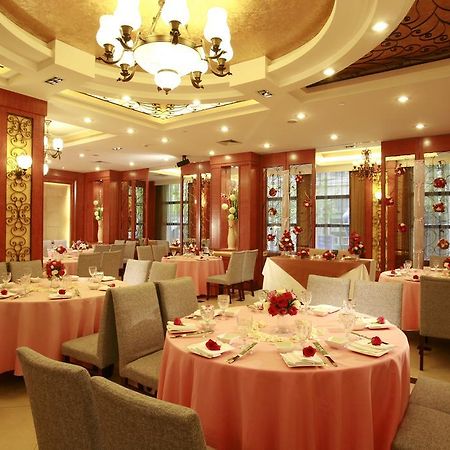 Jin Jiang Metropole Hotel Shanghai Restaurant photo