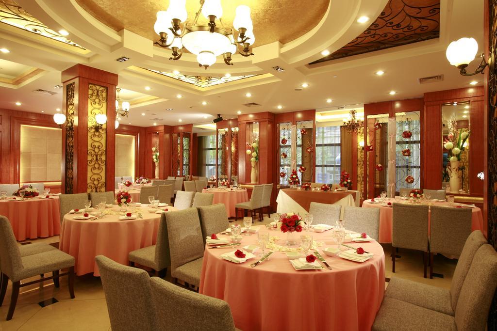 Jin Jiang Metropole Hotel Shanghai Restaurant photo